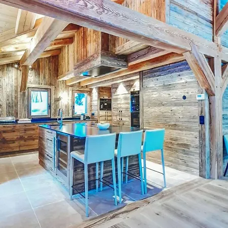 Chalet This Cabana Offers Free Private Parking *