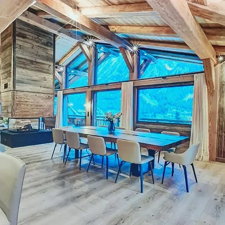 This Cabana Offers Free Private Parking Chalet *